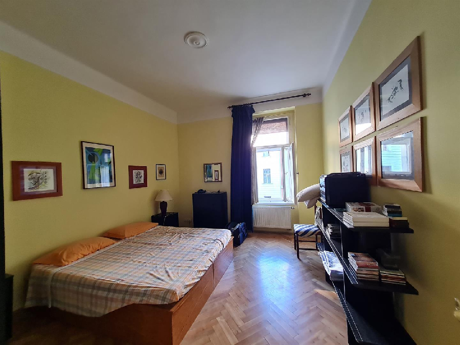 sale of a 3+1, 78m2 apartment with a glazed veranda in Bubenč, Prague 7