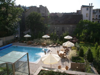 Rent a luxury residential duplex apartment 4 + kk, 157 m2, terrace 15m2 in Vinohrady