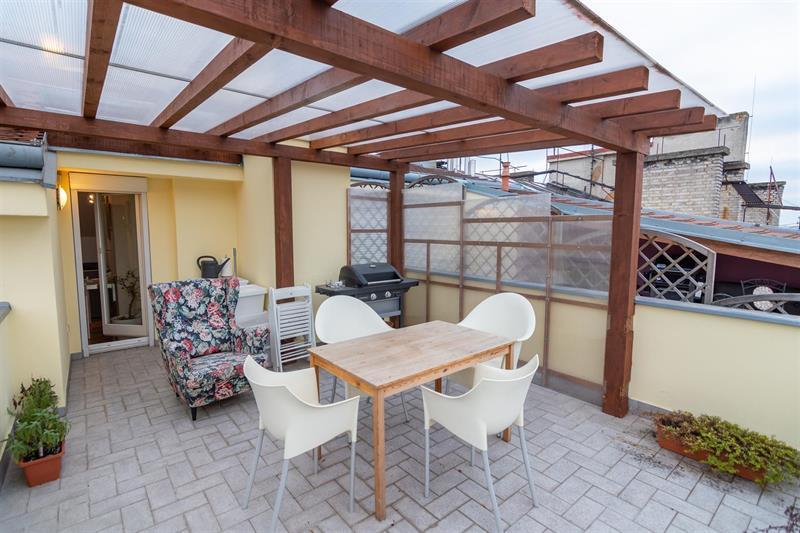 For sale very sunny and bright apartment with terace and balcony in Vinohrady