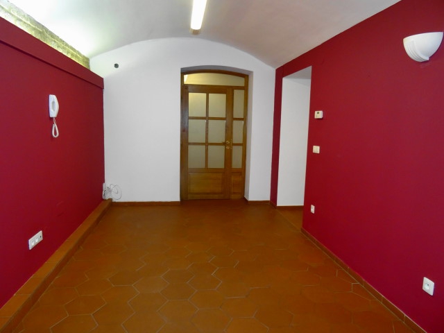 Vendesi uffici 4 stanze cucina 2x bagni 103mq a Vinohrady , Praga 2