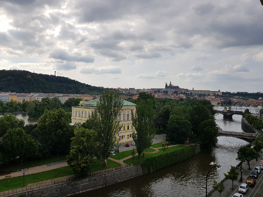 For sale attic apartment after a luxury river. on the waterfront opposite Žofín a view of the Castle