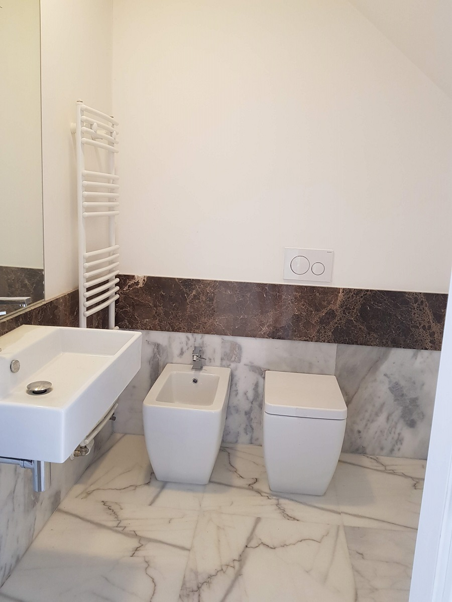 Prodej půdního bytu 166m2,2x terasa celkem 45m2 s výhledem na Prahu, řeku a Pražský hrad