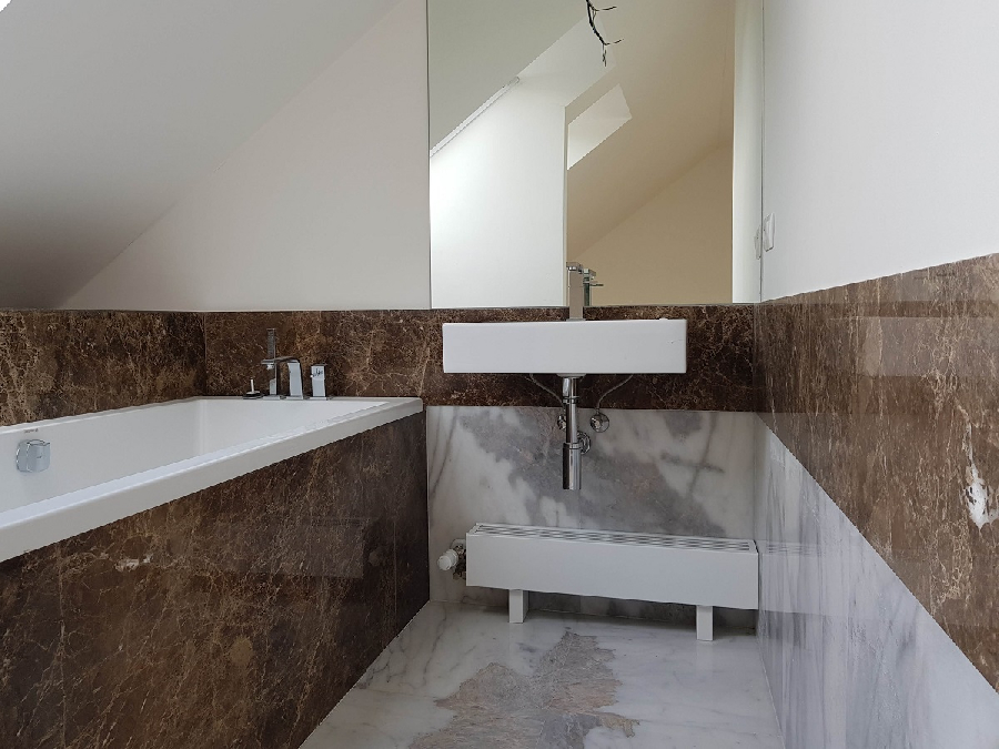 Prodej půdního bytu 166m2,2x terasa celkem 45m2 s výhledem na Prahu, řeku a Pražský hrad