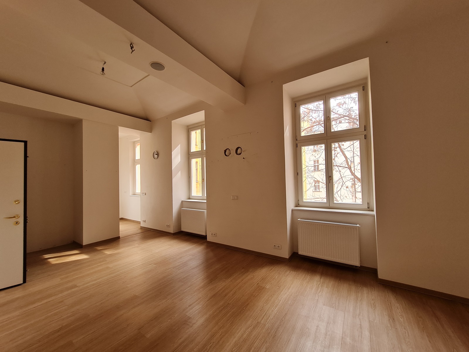 Prodej činžovního domu jen pár kroků od Malé Strany v ul. Vodní 