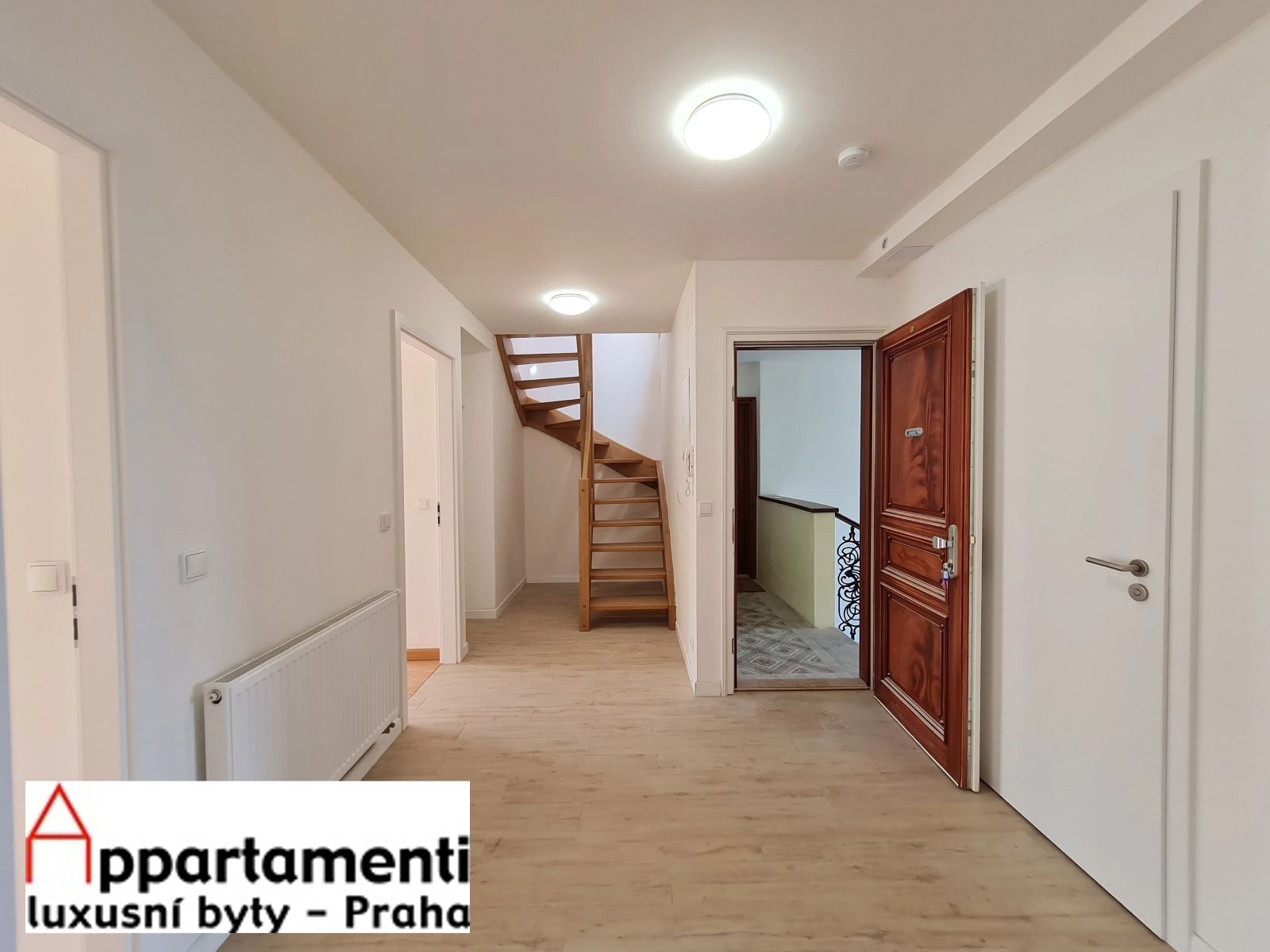 Prodej  podkrovního mezonetového bytu 4+kk, 115m2 na Vinohradech, Praha 2