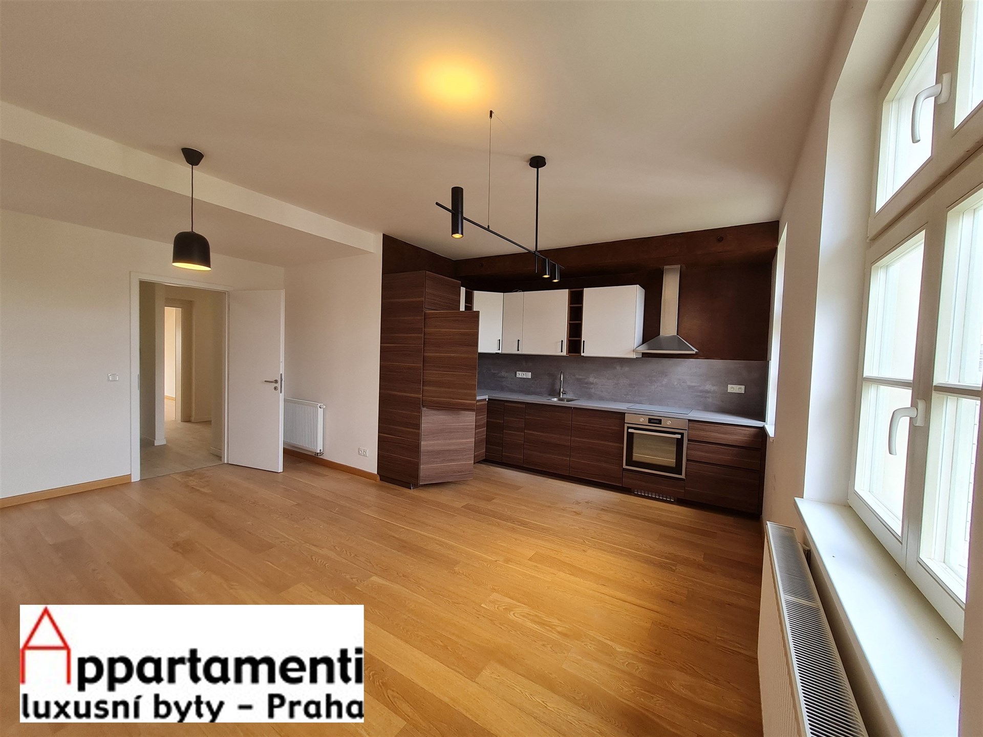 Prodej  podkrovního mezonetového bytu 5+kk, 142m2 na Vinohradech, Praha 2