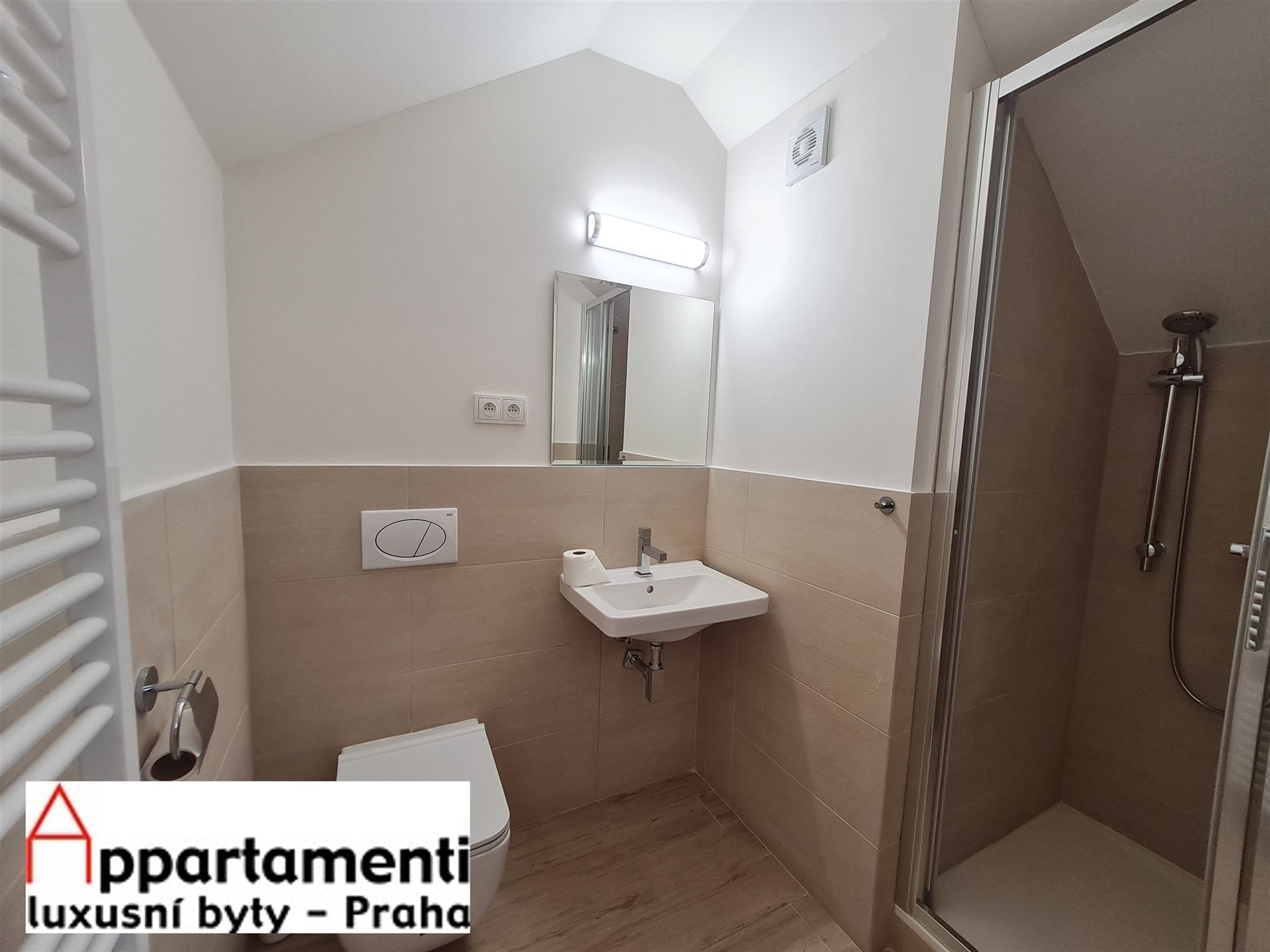 Prodej  podkrovního mezonetového bytu 5+kk, 142m2 na Vinohradech, Praha 2