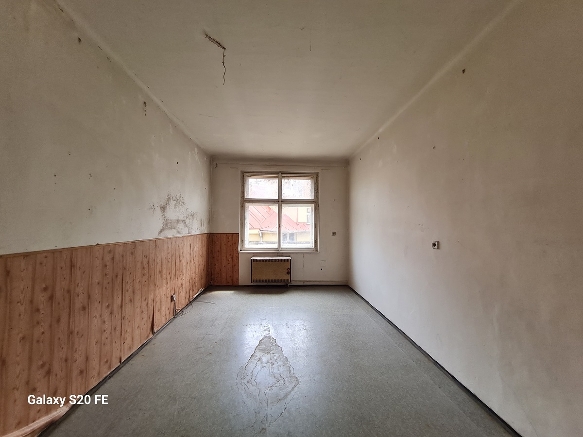 Byt před rekonstrukcí  2+1 v OV k prodeji v historickém centru Prahy
