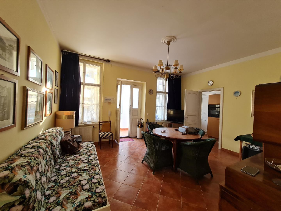 sale of a 3+1, 78m2 apartment with a glazed veranda in Bubenč, Prague 7