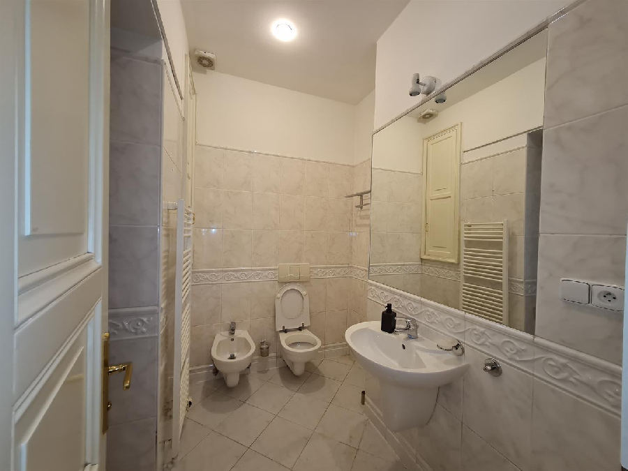 Sale apartment  1 + kk, 41 m2 in the center of Prague 1 near Old Town Square