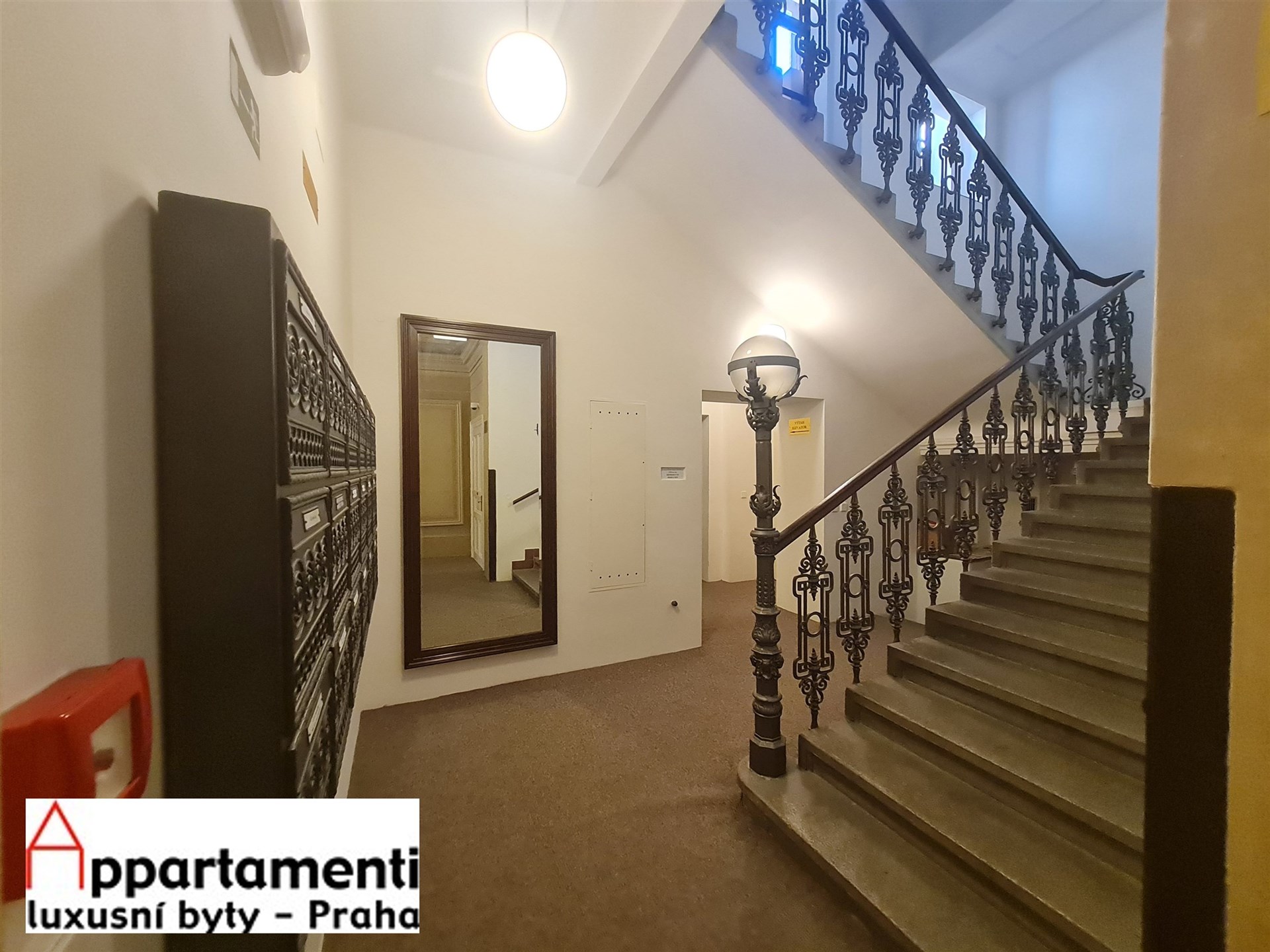 Rent furnished apartament 2+1, 63m2 street Štěpánská, Prague1