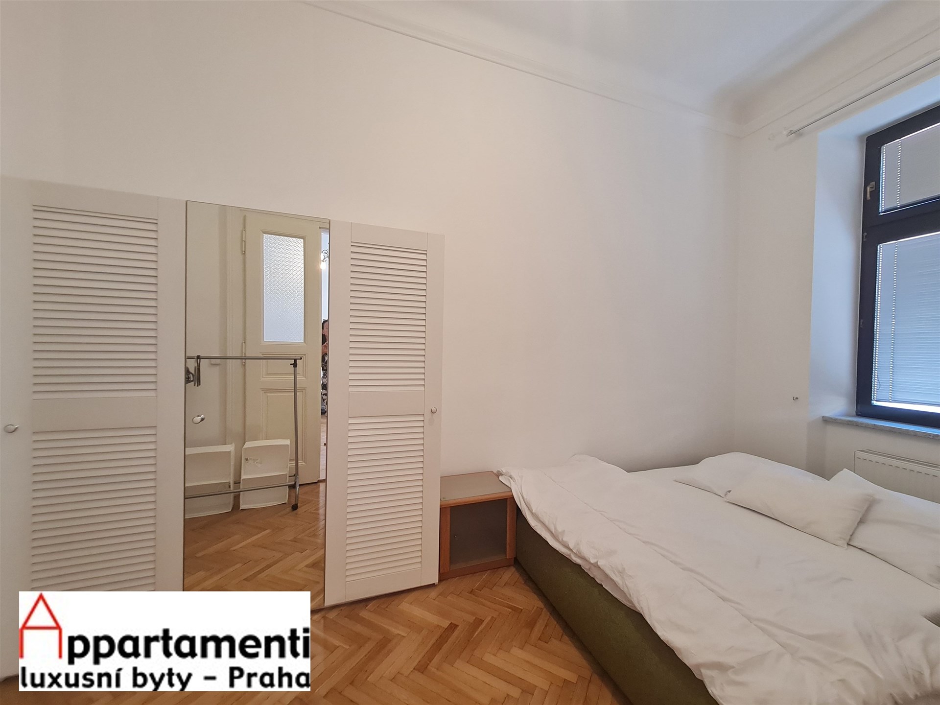 Rent furnished apartament 2+1, 63m2 street Štěpánská, Prague1