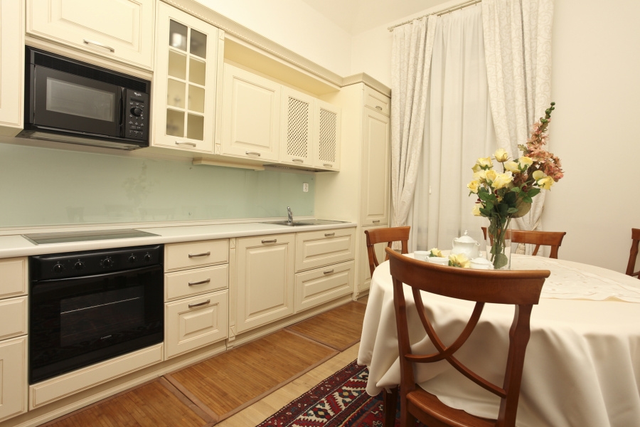 Renting a luxuriously designed apartment 3 + kk, 65m 2 in the center of Prague 1