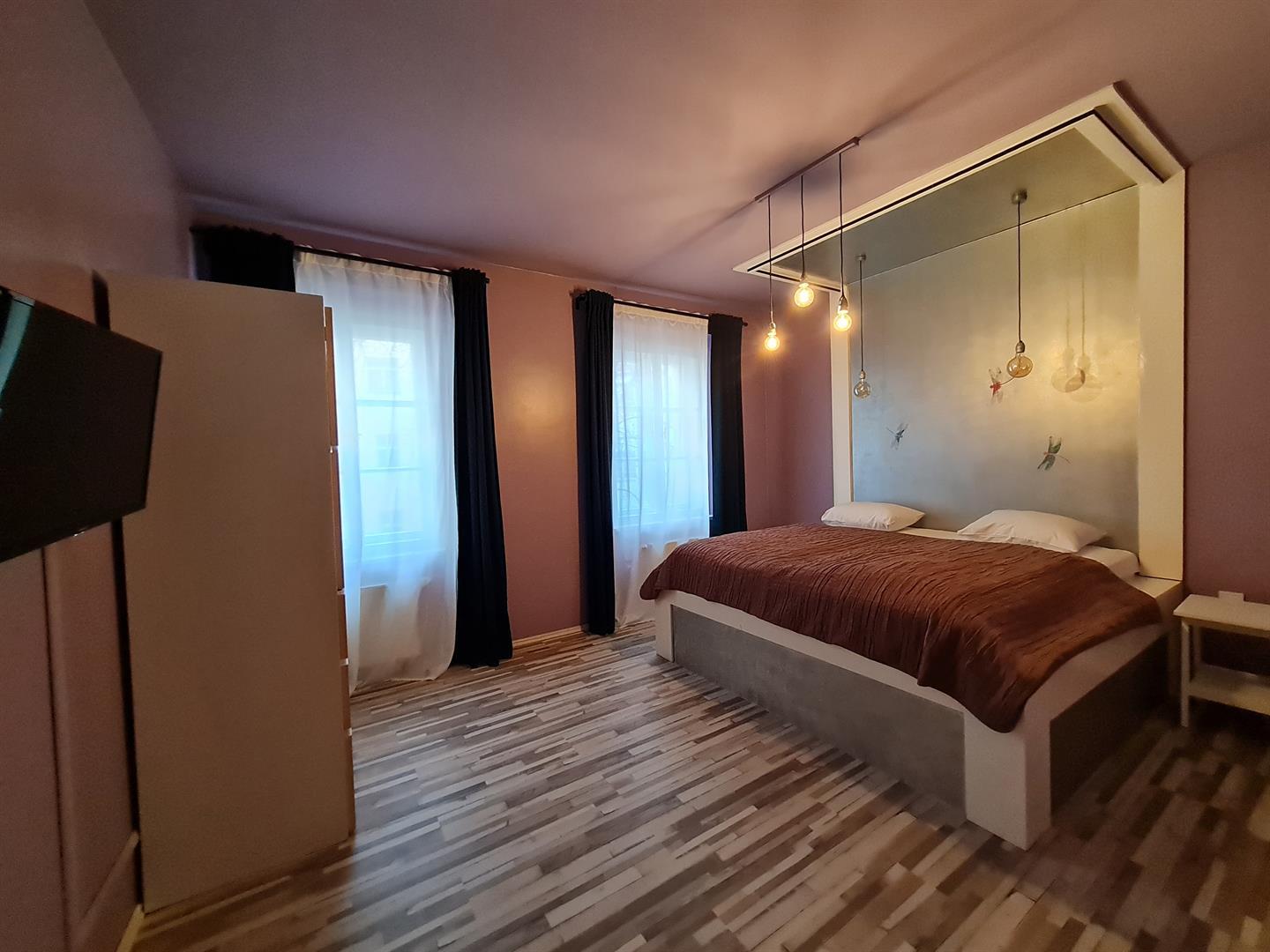 Pronájem bytu 3+kk, 75m2 v centru Prahy 1, nedaleko obchodního centra Palladium