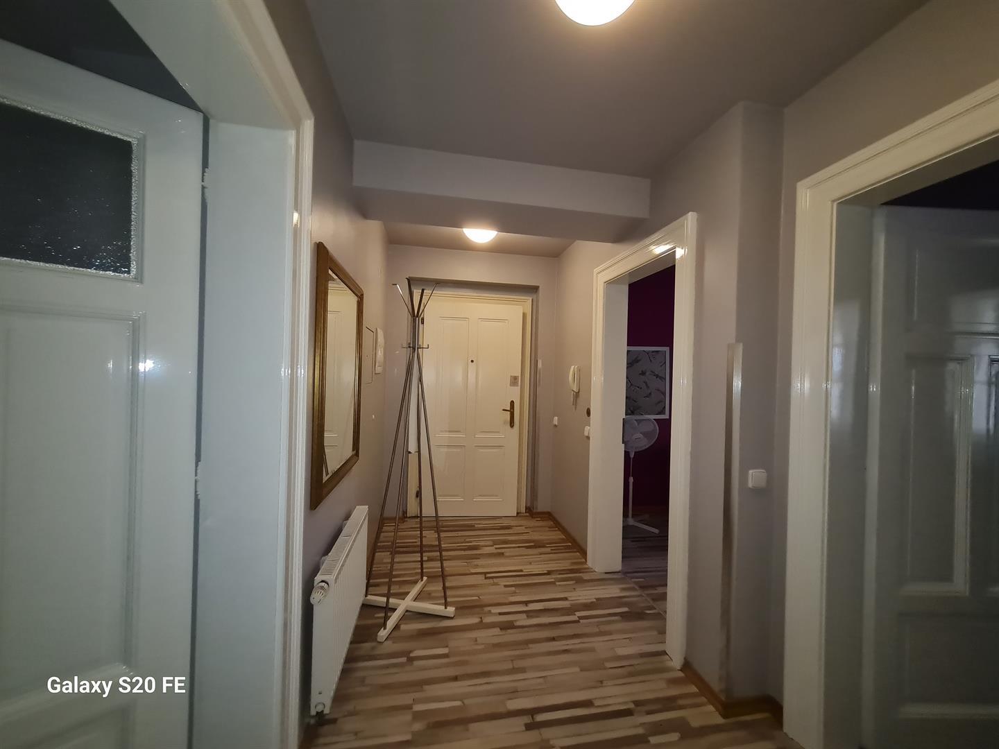 Pronájem bytu 3+kk, 75m2 v centru Prahy 1, nedaleko obchodního centra Palladium