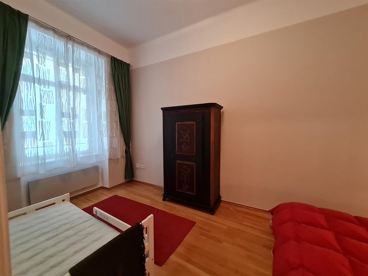 We exclusively offer for sale a cozy 2+1 apartment 60m2 in Malá Strana Prague 1